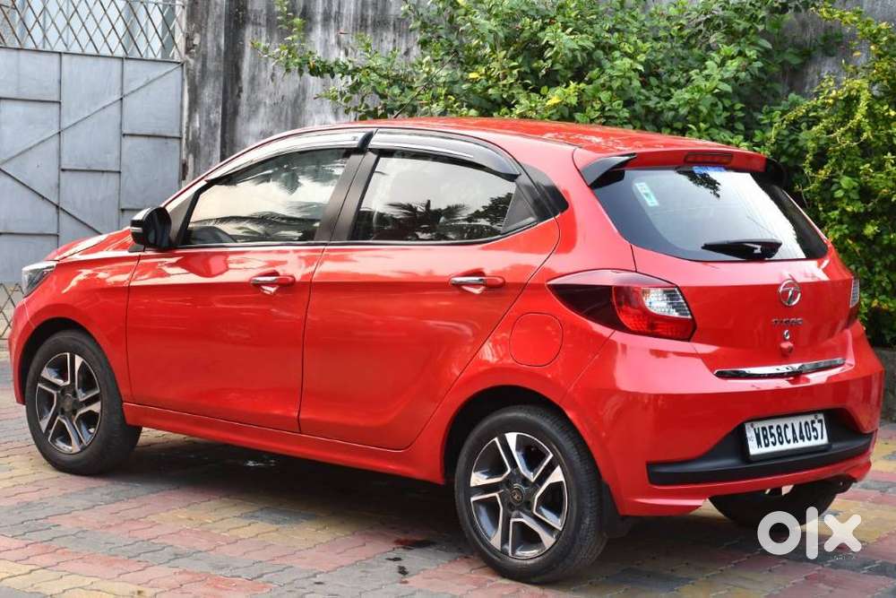 Tata Tiago, 2024, Petrol