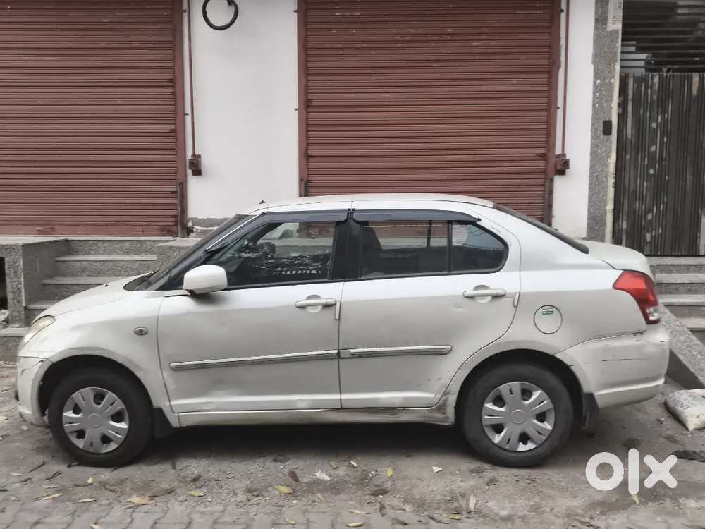 Maruti Suzuki Dzire 2011 Petrol 96500 Km Driven