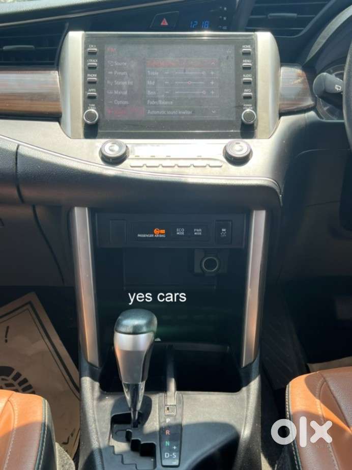 Toyota Innova Crysta 2.8 Z, 2022, Petrol