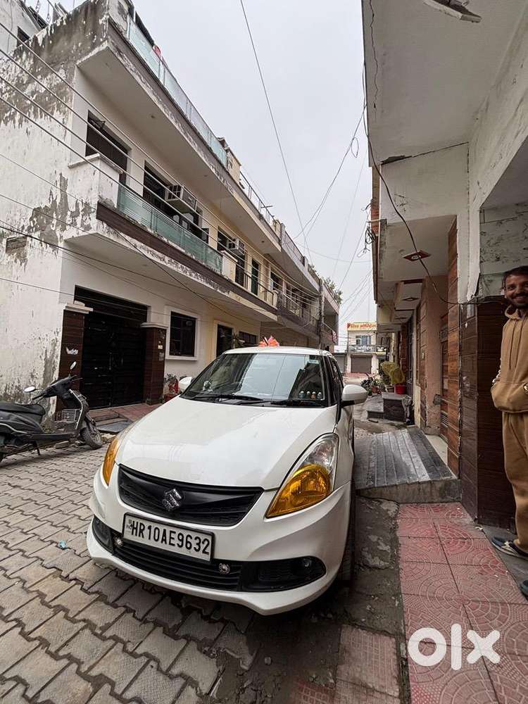 Maruti Suzuki Dzire 2016 Petrol 72000 Km Driven
