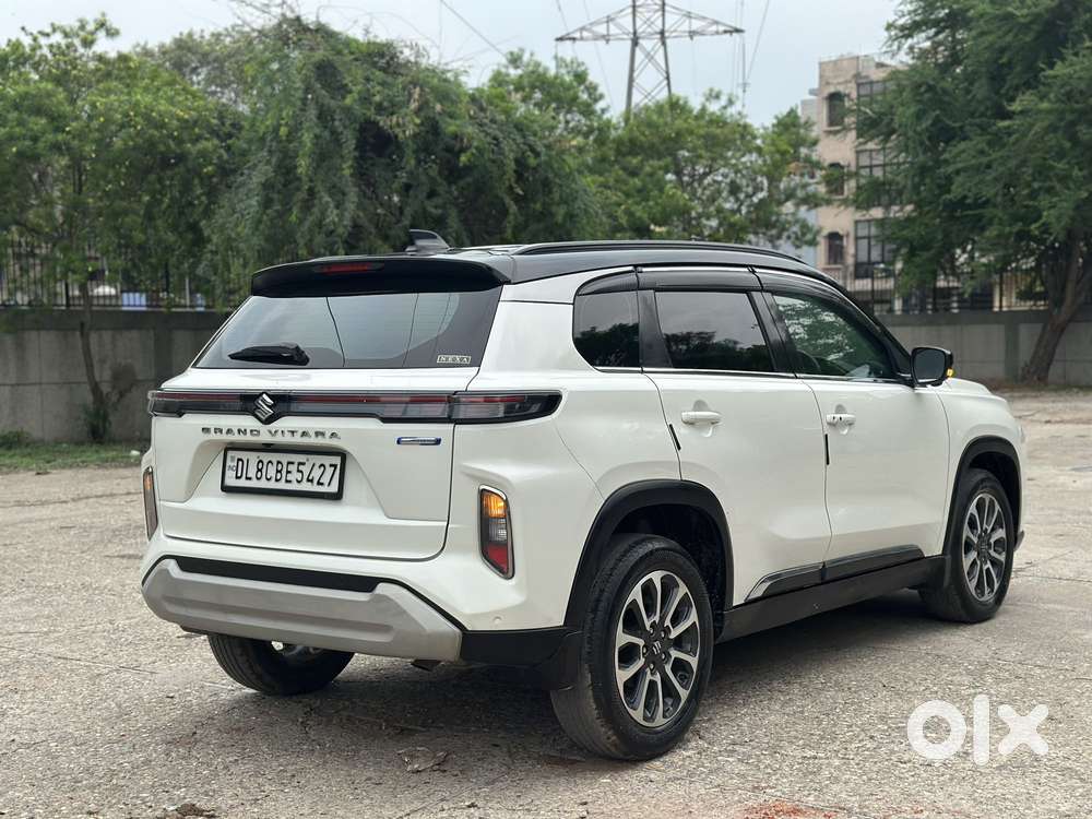 Maruti Suzuki Grand Vitara 1.5 Alpha Smart Hybrid At, 2022, Petrol