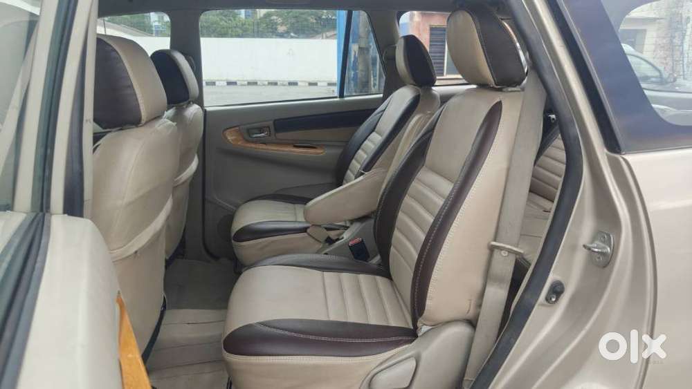 Toyota Innova 2.5 V 7 Str, 2009, Diesel