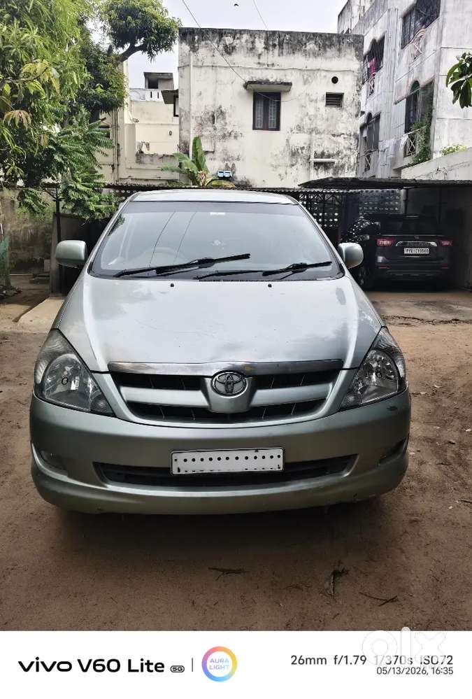 Toyota Innova 2005 Diesel 186000 Km Driven