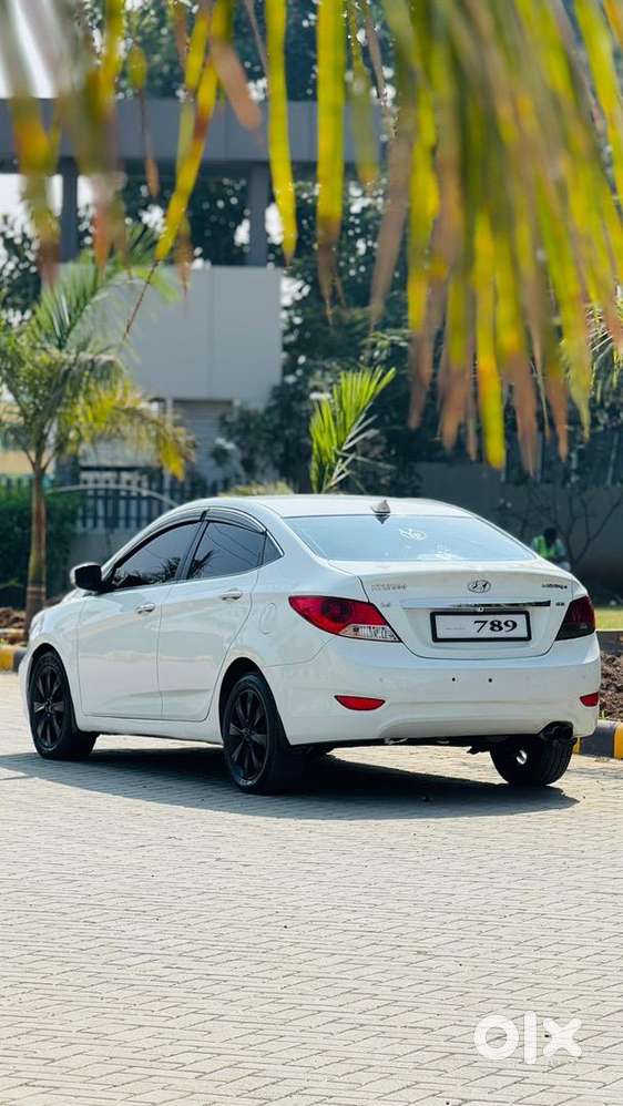 Hyundai Verna 2013 Diesel 94000 Km Driven