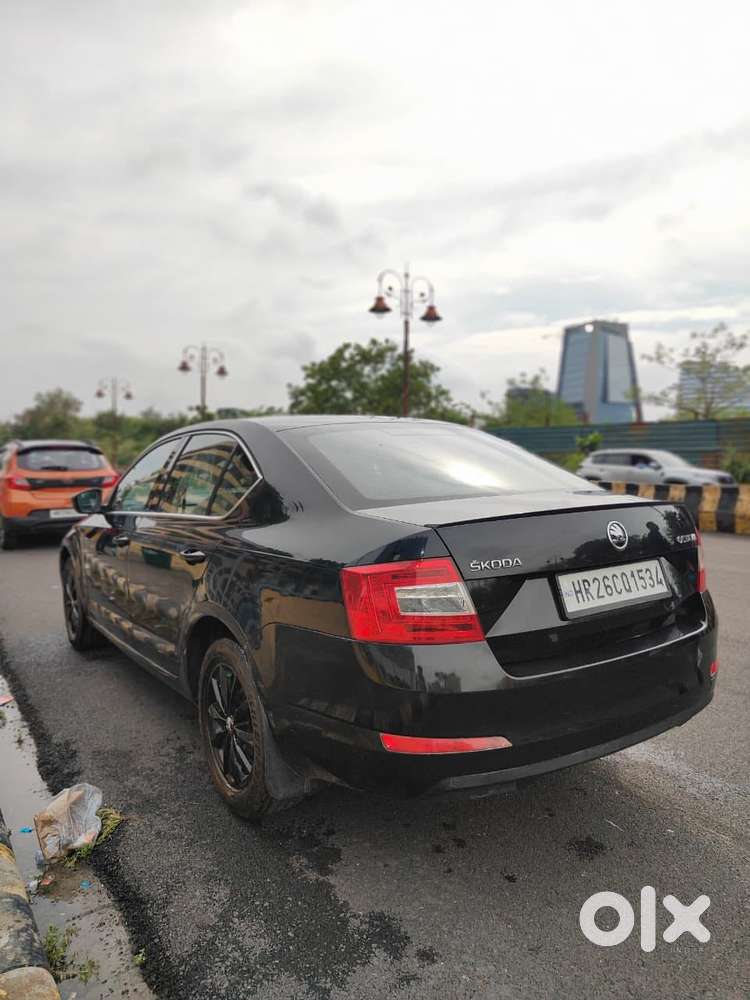 Skoda Octavia 1.8 Elegance Tsi At, 2015, Petrol