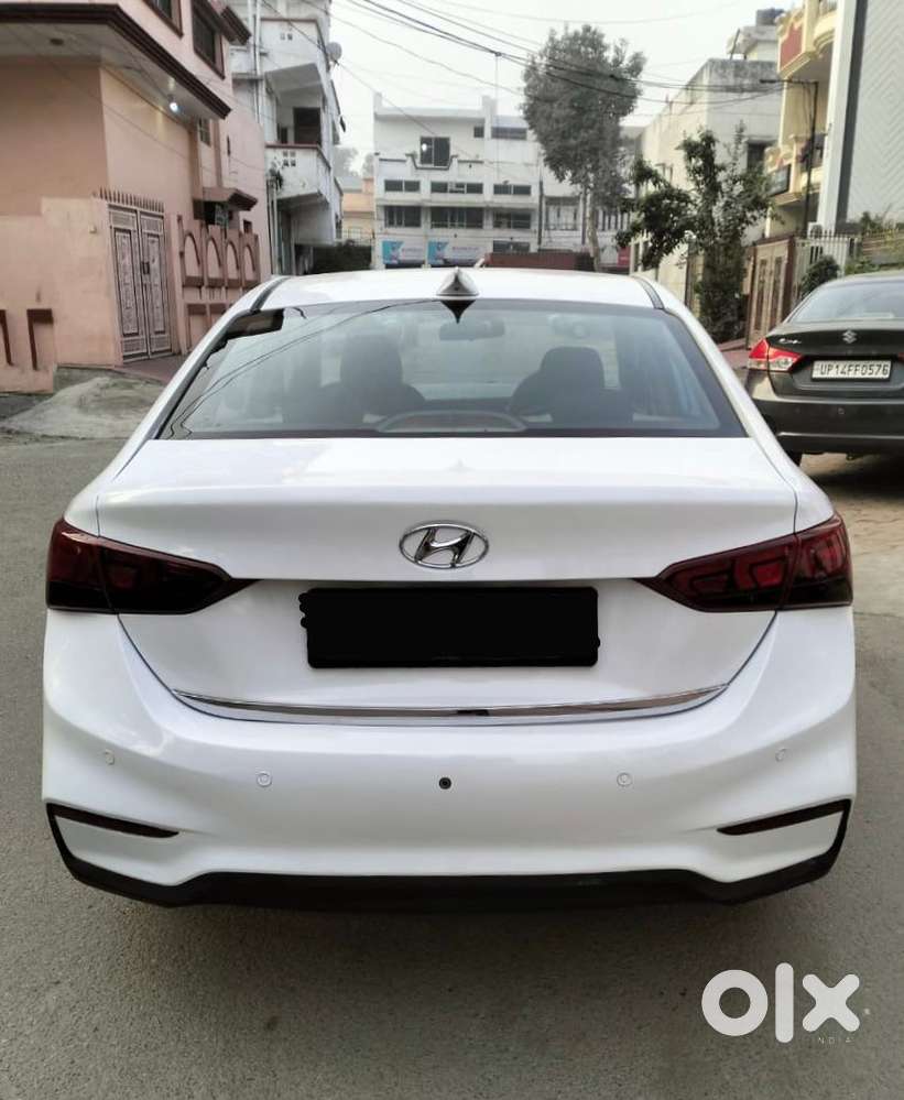 Hyundai Verna