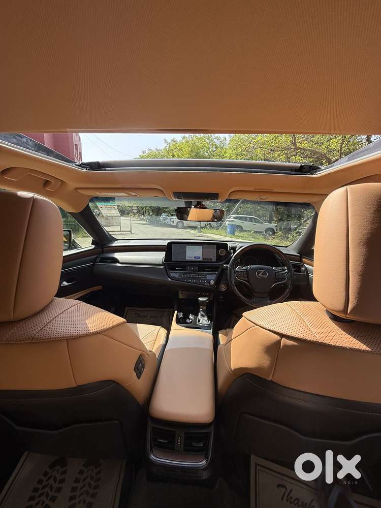Lexus Es 300h Exquisite, 2023, Cng & Hybrids