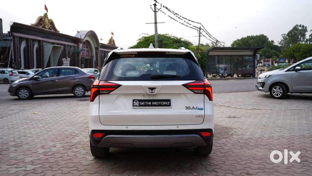 Mahindra Xuv700 2.0 Ax 7 Petrol At Str, 2022, Petrol
