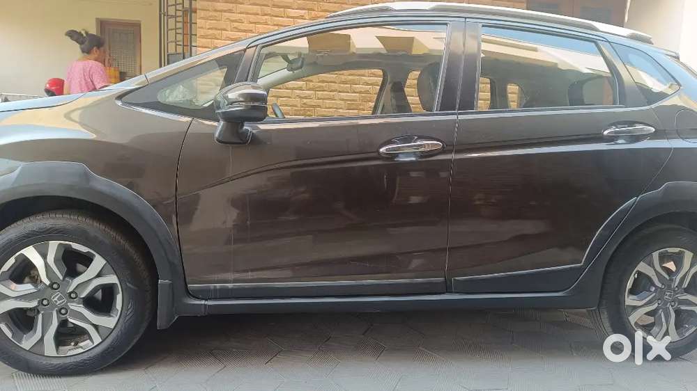 Honda Wr-v 2017 Petrol Well Maintained