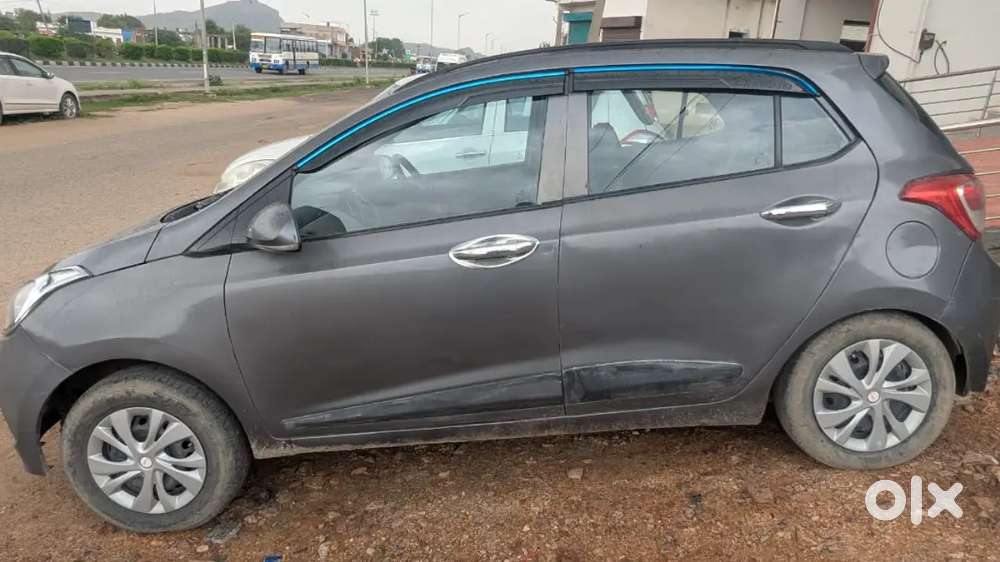 Hyundai Grand I10 Sportz 2016 Edition
