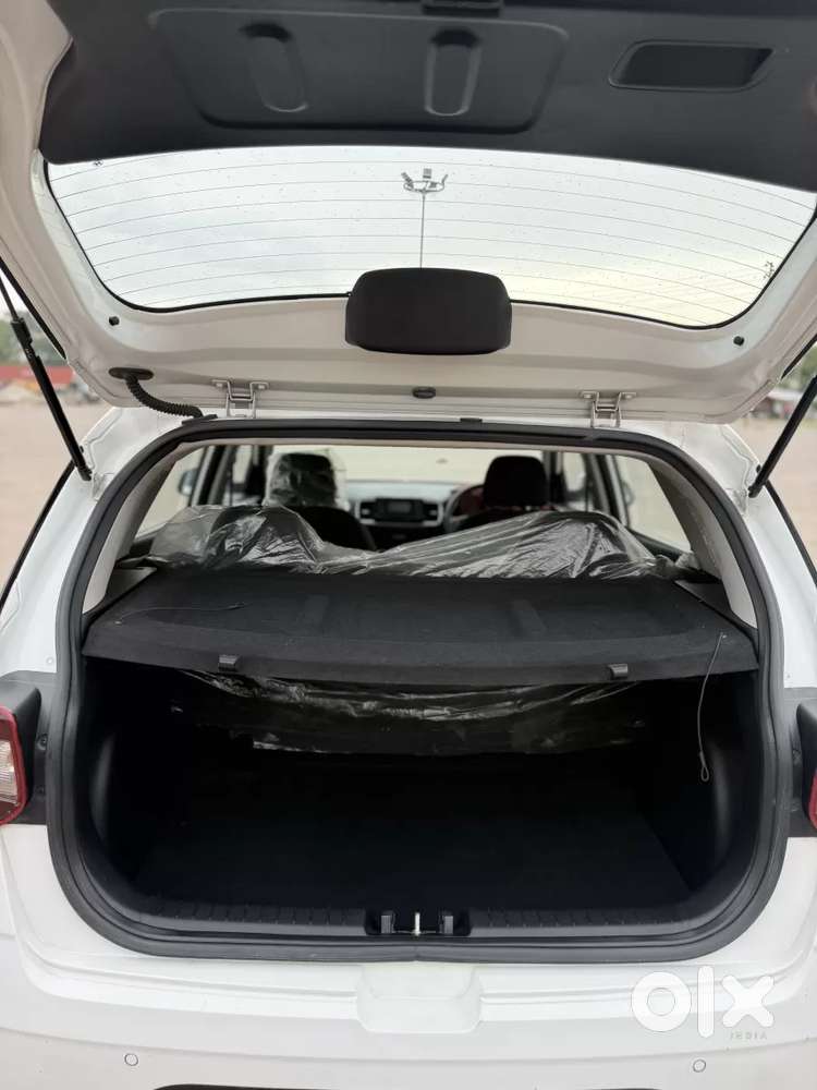 Hyundai Venue S 1.2 Petrol, 2021, Petrol