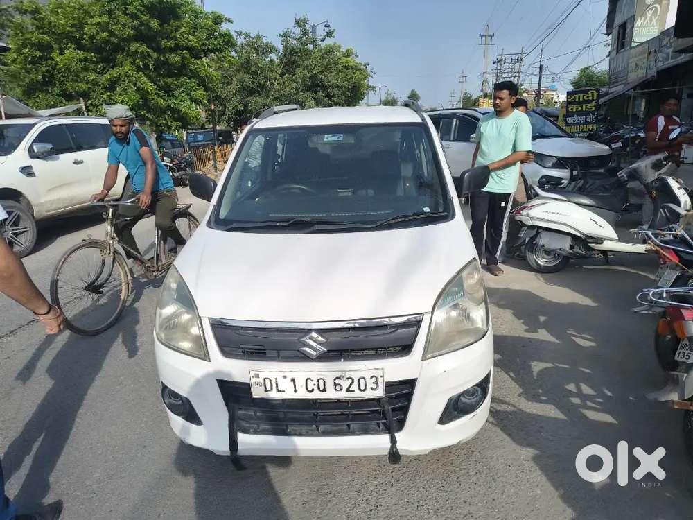 Wagnor 2014 Model Cng Plus Petrol Price 1.45