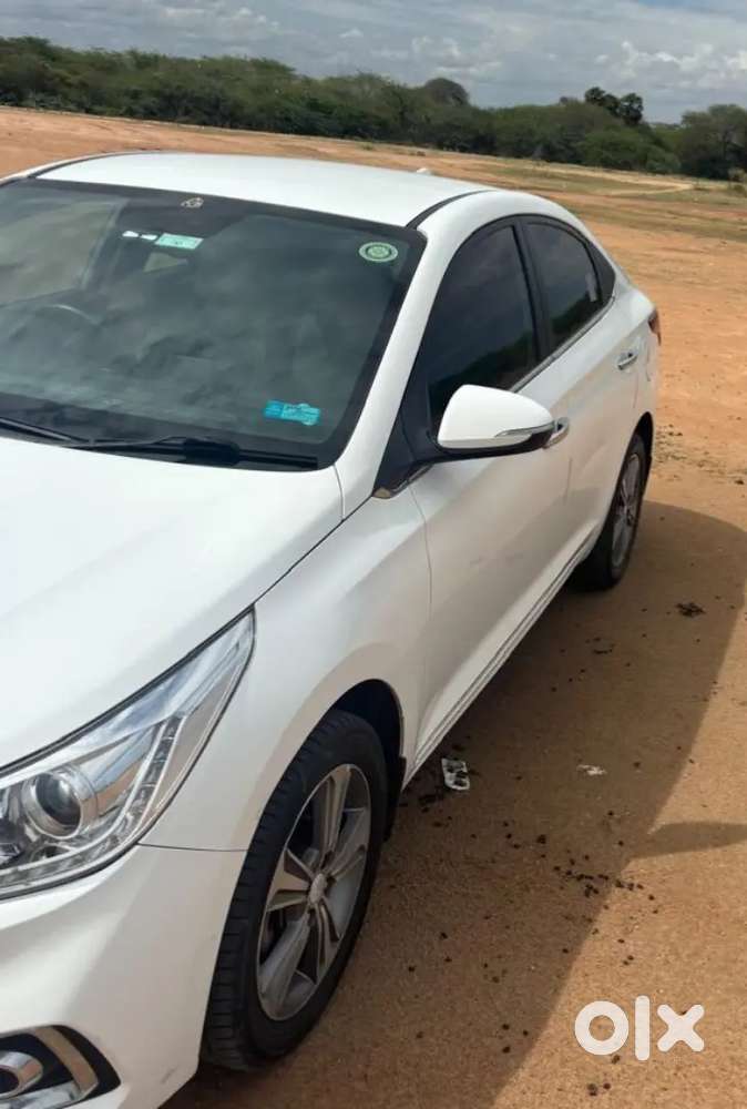 Hyundai Verna Petrol