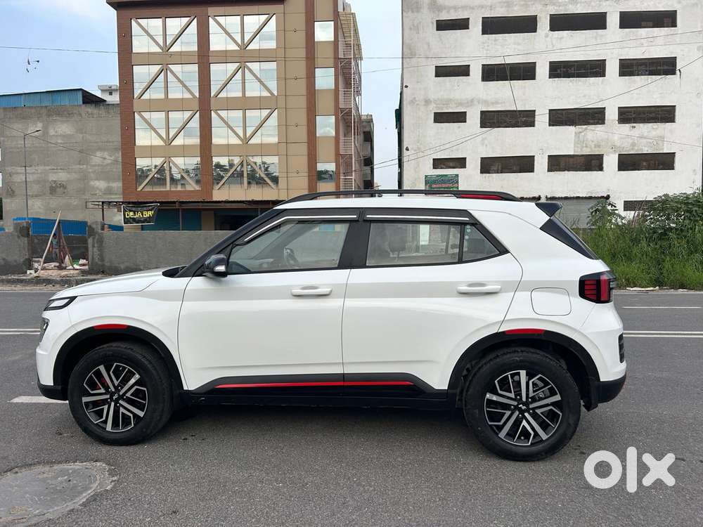 Hyundai Venue N Line N8 Dct, 2023, Petrol