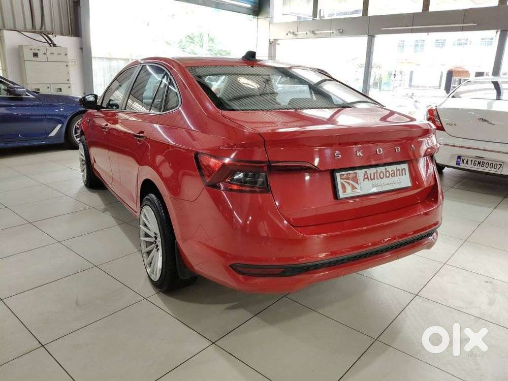 Skoda Slavia 1.0 Ambition Tsi At, 2022, Petrol
