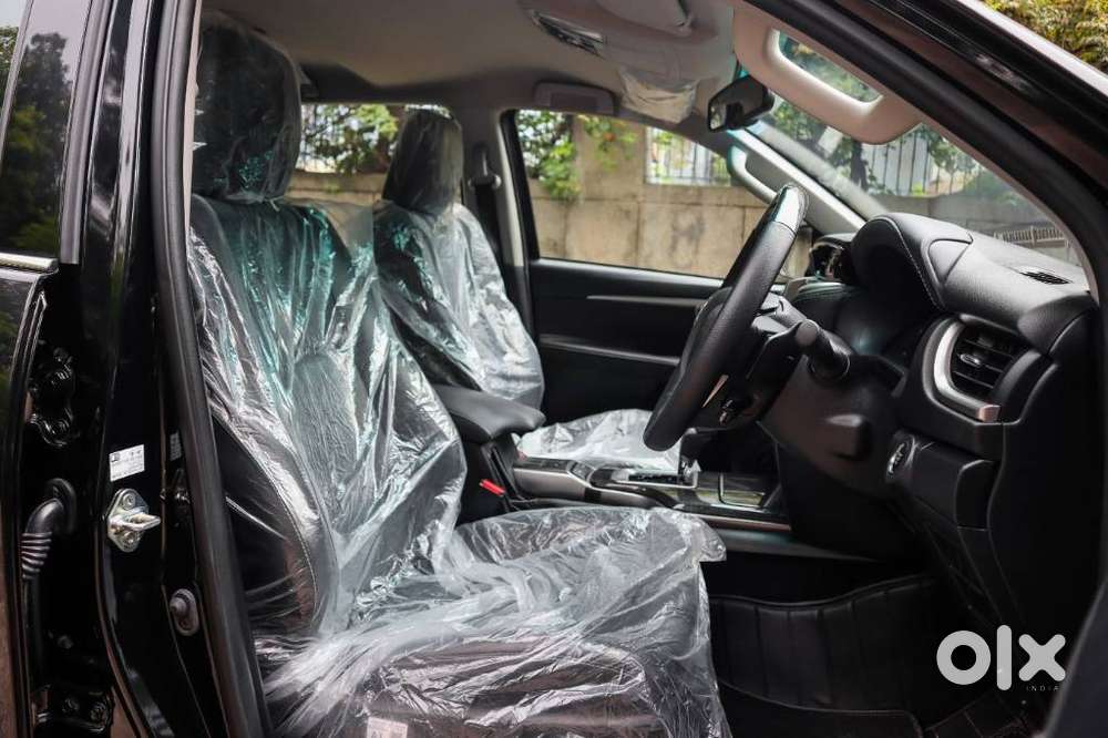 Toyota Fortuner 4x2 At 2.7 Petrol, 2025, Petrol
