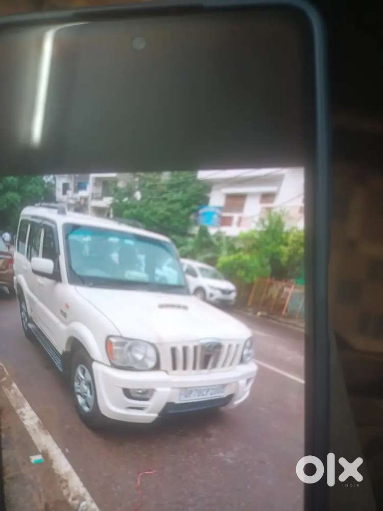 Mahindra Scorpio 2014