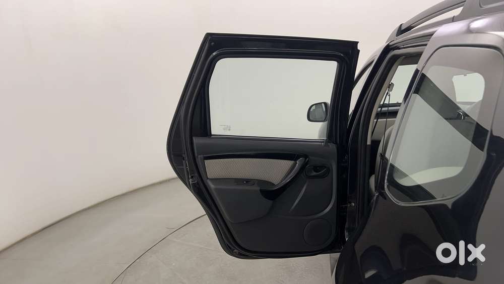Renault Duster 2015-2016 Petrol Rxl, 2015, Petrol