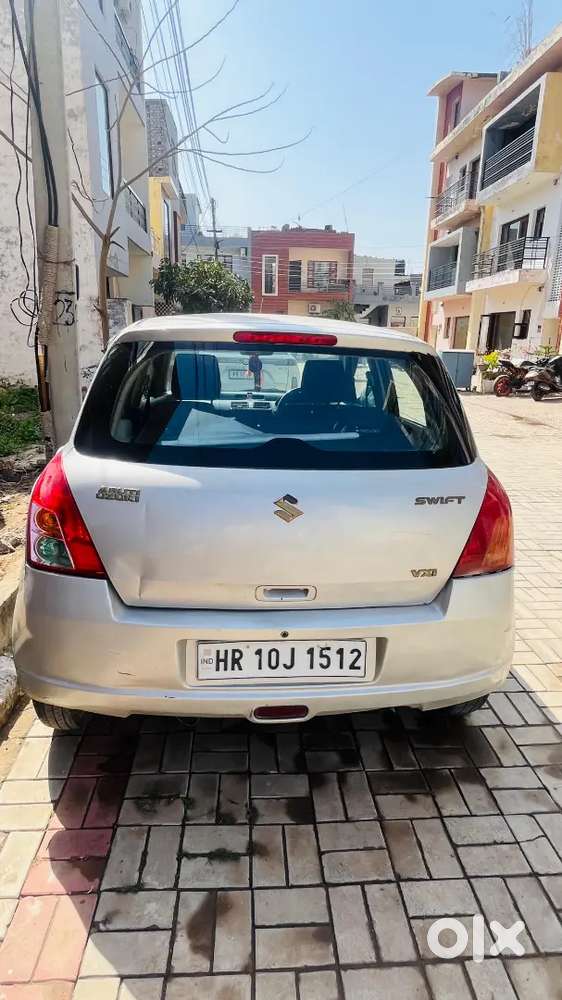 Swift Cng + Petrol 2006