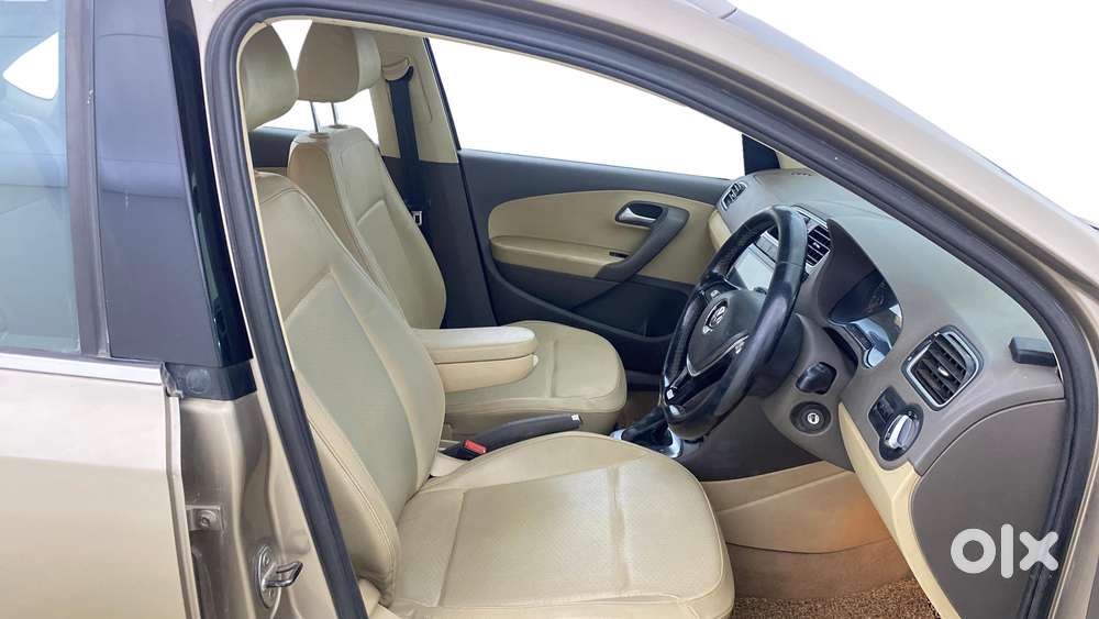 Volkswagen Vento Petrol Highline At, 2017, Petrol
