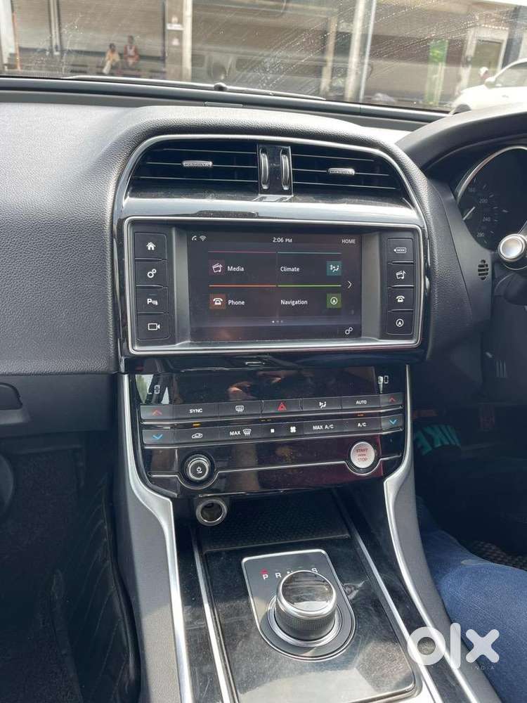 Jaguar Xe 2018 Diesel Well Maintained