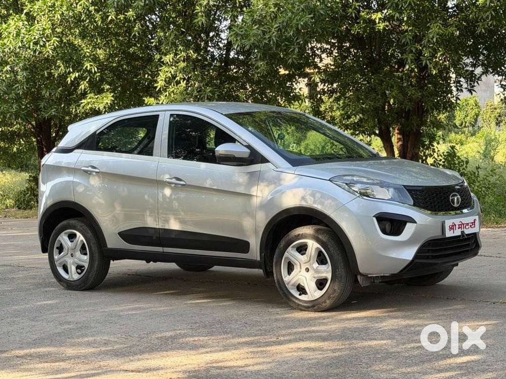 Tata Nexon 1.5 Revotorq Xm (s), 2018, Petrol