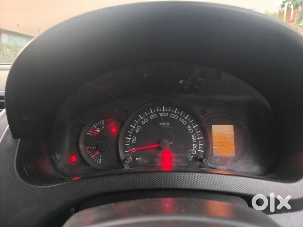 Maruti Suzuki Swift 1.2 Lxi (o), 2015, Petrol