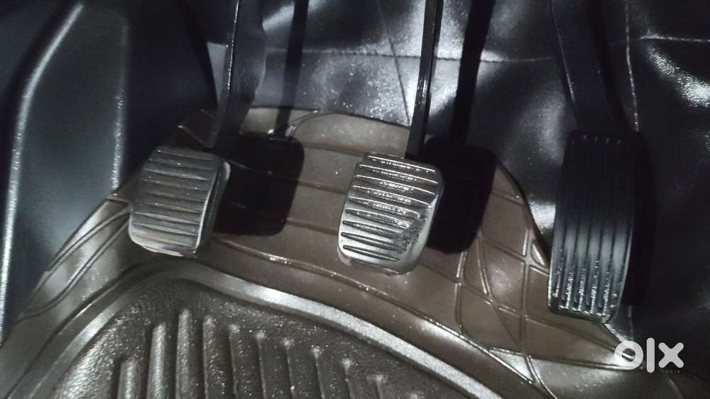 Fiat Linea Emotion 1.4 L T-jet Petrol, 2013, Petrol