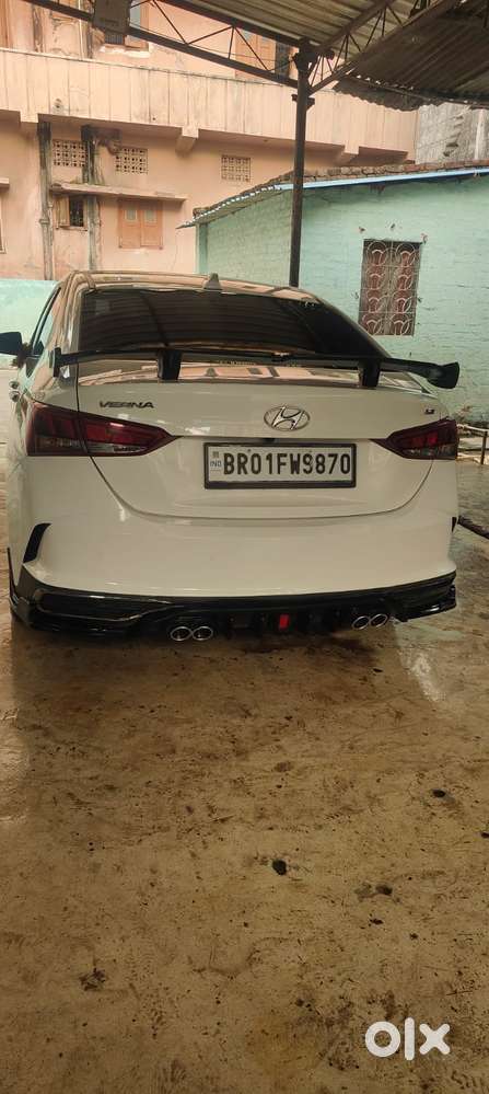 Hyundai Verna 1.5 Sx Petrol Mt, 2022, Cng & Hybrids