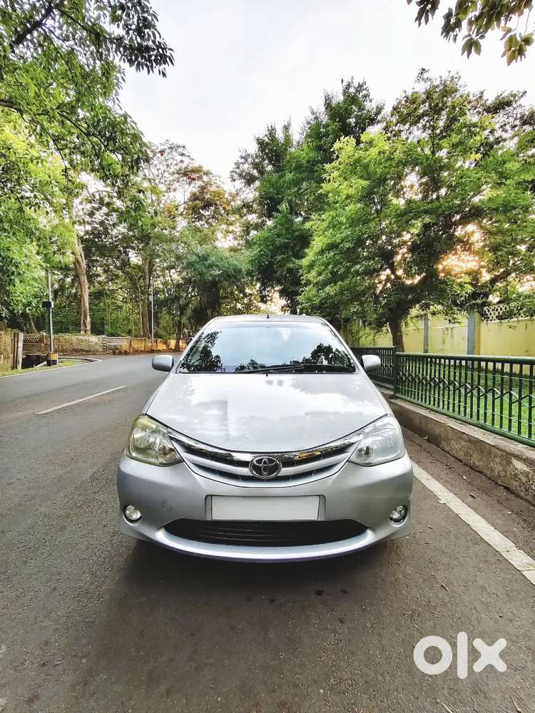 Etios Liva 2012 With Power Steering And Automatic Four Windows