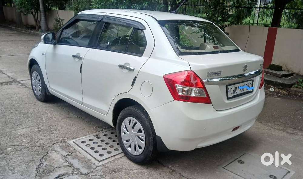 Maruti Suzuki Swift Dzire Vxi Optional, 2014, Petrol