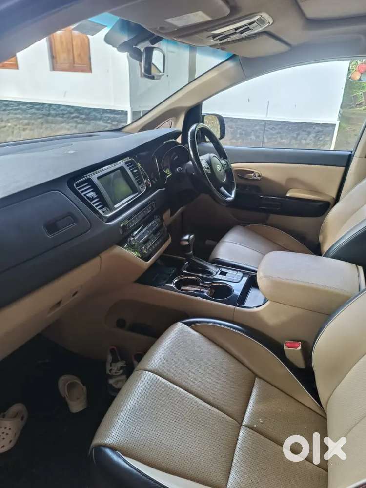 Kia Carnival Limousine 2020