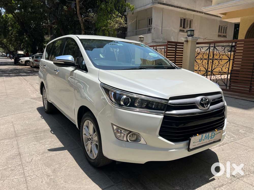 Toyota Innova Crysta 2.8z Automatic, 2016, Diesel
