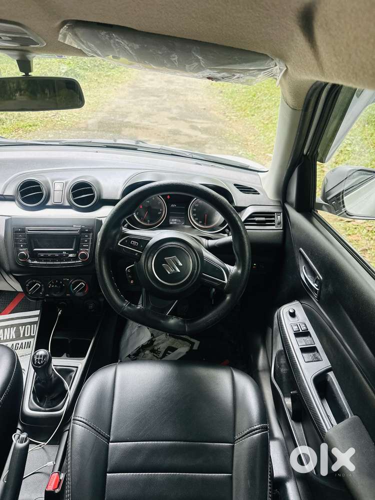 Maruti Suzuki Swift Vxi + Manual, 2020, Petrol