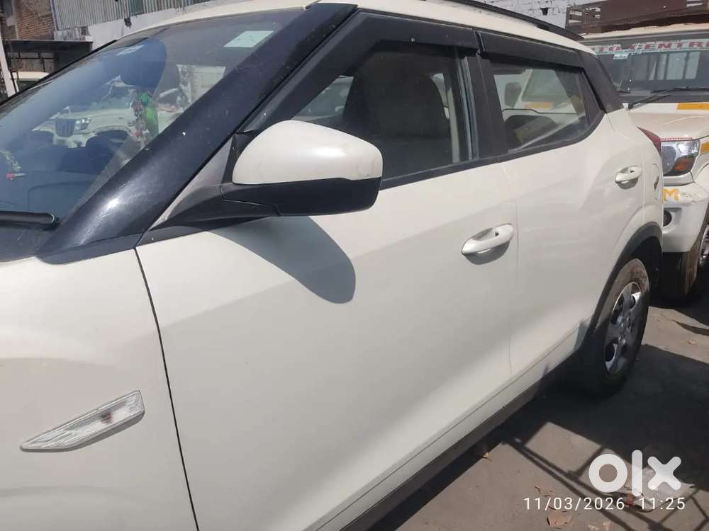 Mahindra Xuv 300 Diesel.