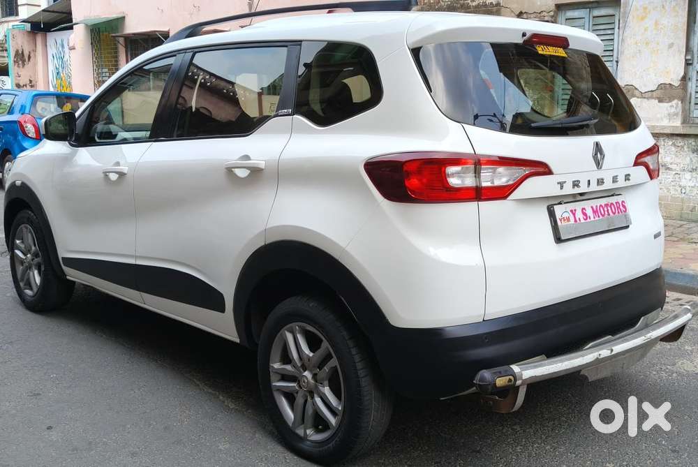 Renault Triber Rxz, 2021, Petrol