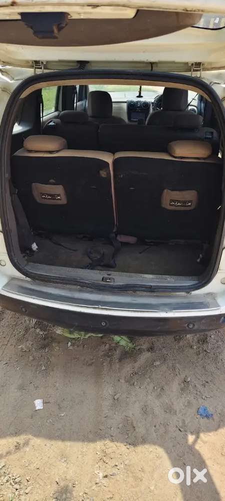 Renault Lodgy 9 Seater Ertiga Ke Look Ka Hai