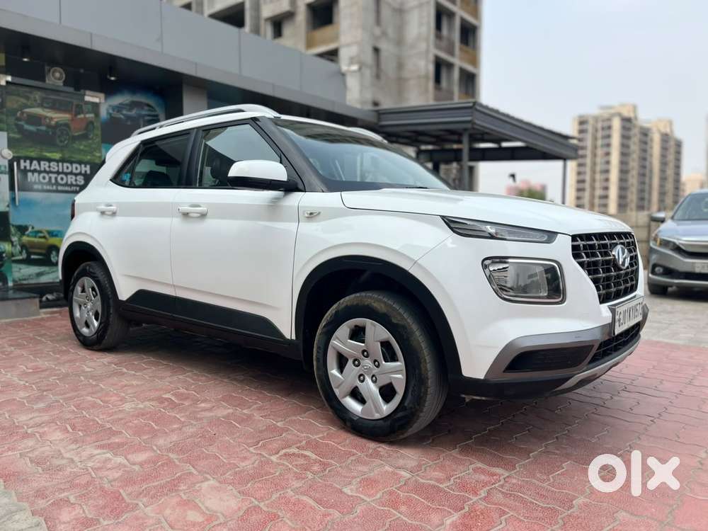 Hyundai Venue S Plus Mt 1.2 Kappa, 2020, Petrol