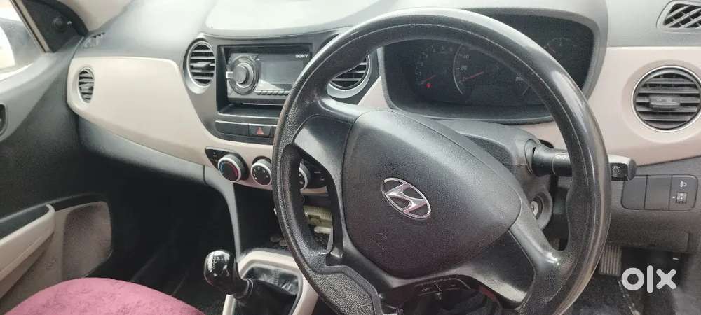 Hyundai Accent 2016 डीज़ल मैनुअल