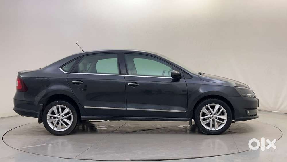 Skoda Rapid 1.0 Style At, 2021, Petrol