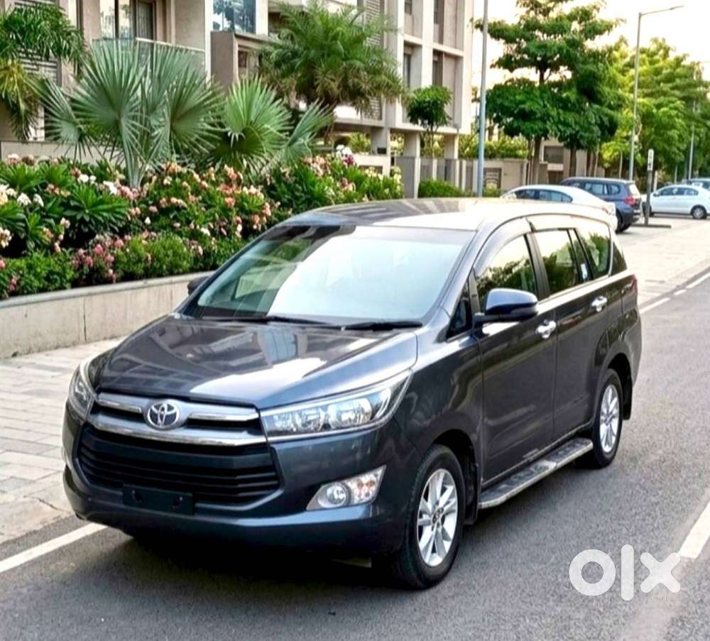 Toyota Innova Crysta 2.4 G Mt, 2017, Diesel