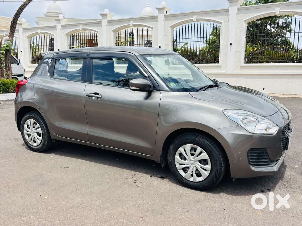 Maruti Suzuki Swift Vxi + Manual, 2018, Petrol
