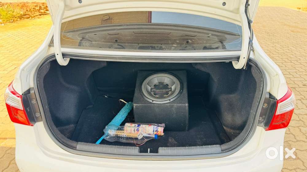 Hyundai Xcent Petrol Well Maintained