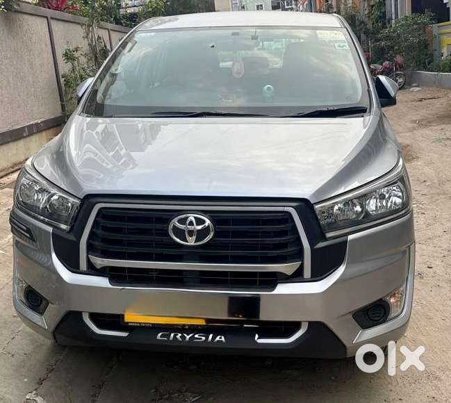 Toyota Innova Crysta 2025 Diesel Well Maintained