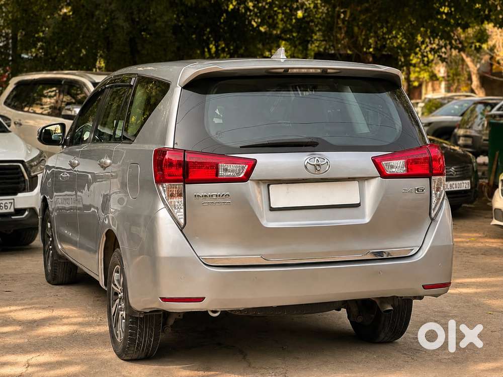 Toyota Innova Crysta 2.4 G Mt 8s, 2022, Diesel