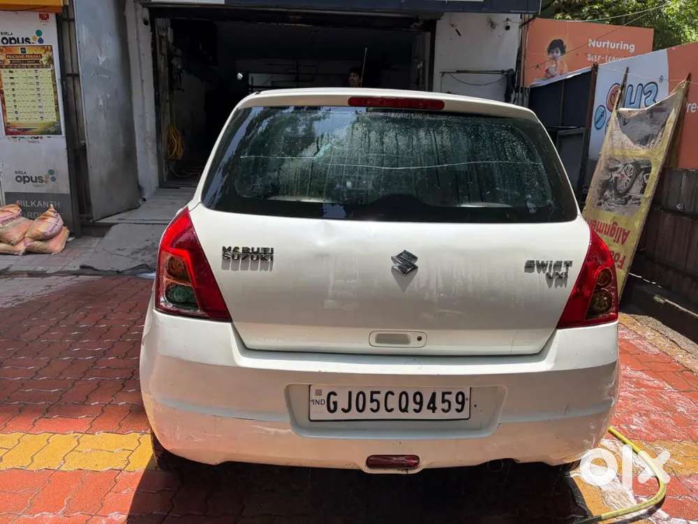 Maruti Suzuki Swift 2011 Petrol 60000 Km Driven