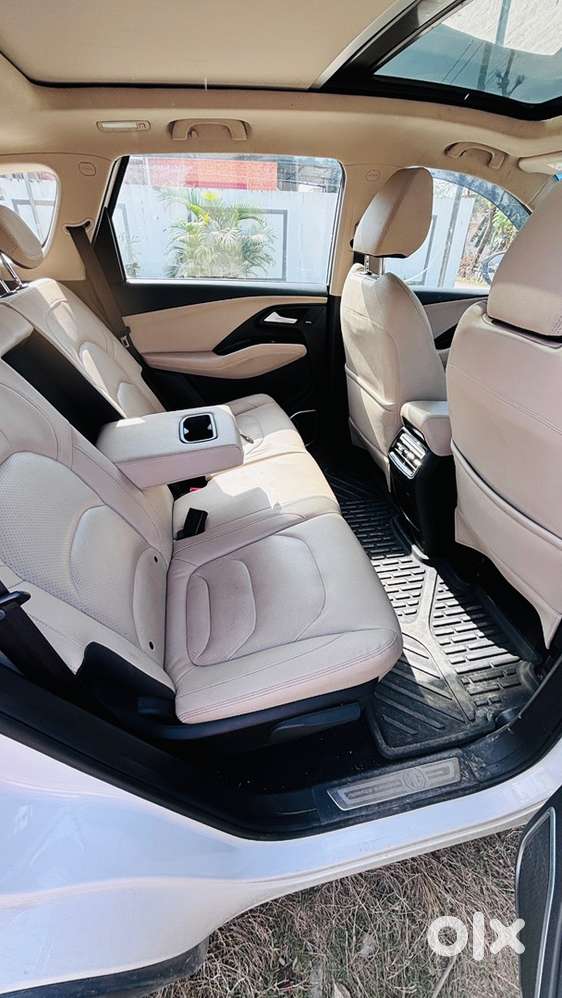 Mg Hector Petrol 2023 Sharp