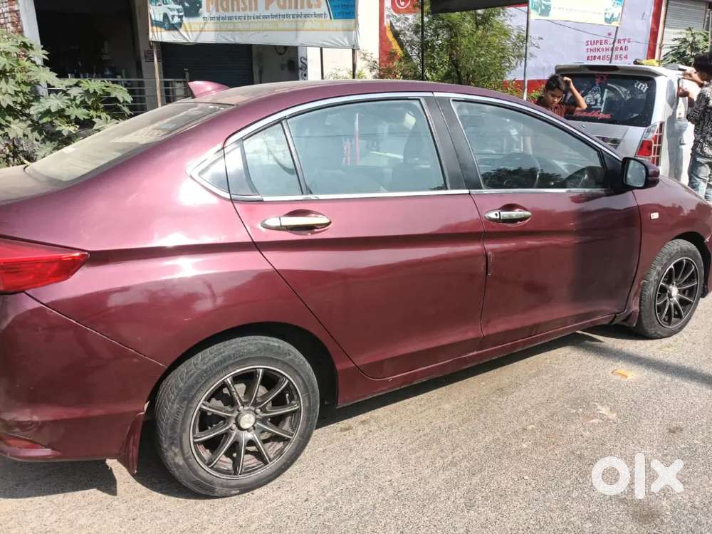 Honda City 1.5 V 2014