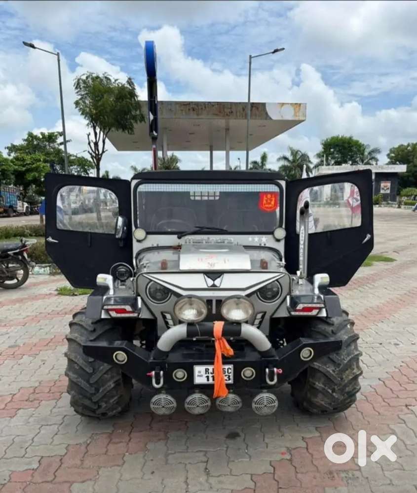 Mahindra Jeep Modified