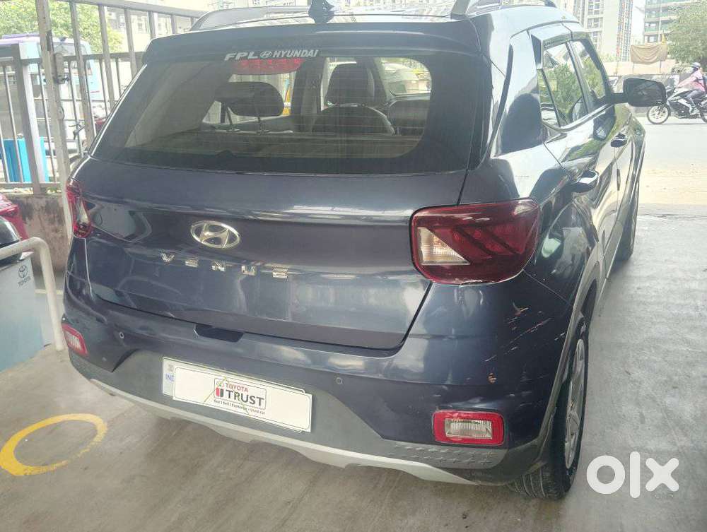 Hyundai Venue, 2021, Petrol